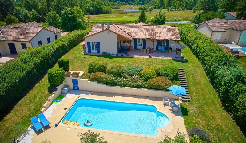 Forges 1 Vigeliere vakantiehuis villa Frankrijk golf resort bluegreen aveneau poitou charentes zwemb