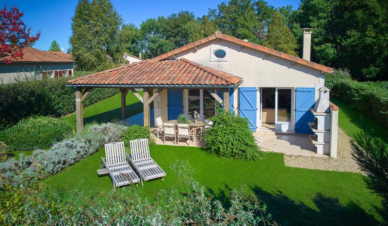 DLF huis 629 Frankrijk Domaine les Forges golfresort le bois senis vakantiehuis luxe villapark zwemb