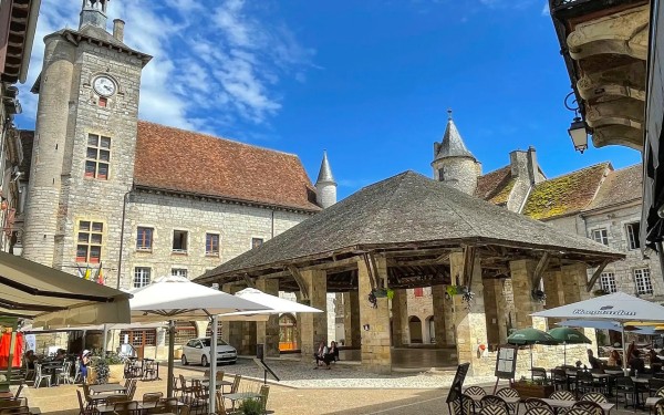 Martel 1 Dordogne Lot Frankrijk vakantiehuis truffadou stoomtrein 7 torens.jpg