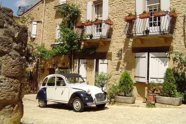 Belves 1 Dordogne perigord Frankrijk vakantie luxe villa toeristisch.jpg