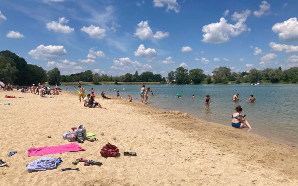 Lac Cebron 2 vakantie les Forges Frankrijk deux sevres poitou charentes gezin kinderen waterattracti