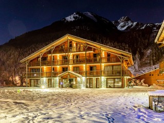 Portes du Soleil 1a La Chapelle wintersport vakantie ski snowboard wellness Abondance.jpg