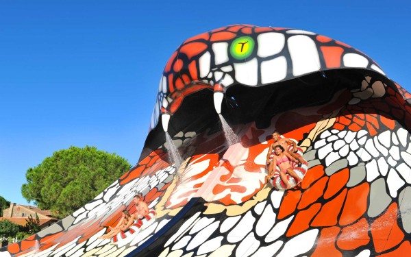 Aquapark 10 Provence Var Frejus Maxime vakantie Frankrijk luxe villa zwembad glijbaan.jpg