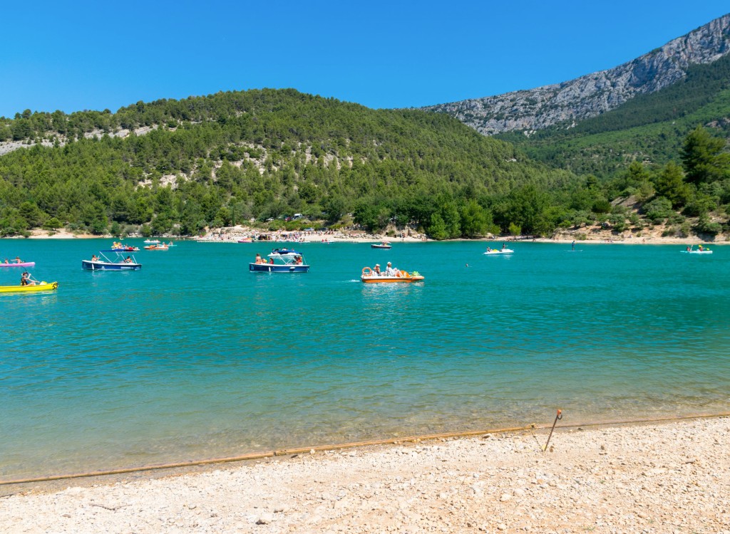 Lac Castillon 14 zeilen Frankrijk Gorges Verdon Provence Castellane luxe villa.jpg