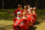 Coccinelle 16 kidparc animatie Frankrijk vakantiepark chateau de salles luxe villa kinderen.jpg