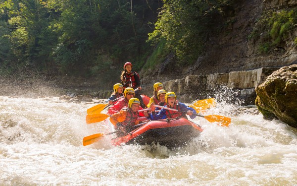 Raften 7 Dranse rivier Frankrijk Geneve Portes du soleil vakantie rafting.jpg