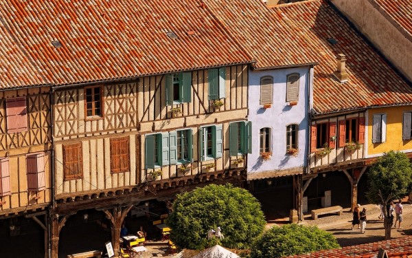 Mirepoix B4 Frankrijk Languedoc gite toerisme  vakantiehuis luxe pyreneeen katharen franse sfeer cul