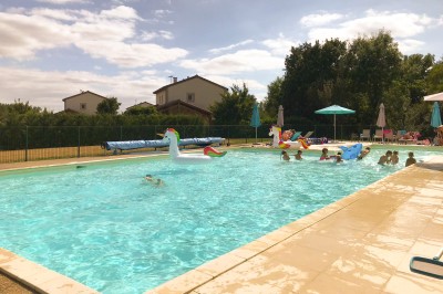 Faciliteiten AV 1 vakantievilla kids zwembad Aveneau Forges golf Frankrijk  kinderen luxe huis 2 gez