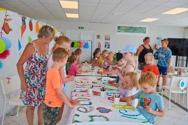 Kinderanimatie 4 Lanzac Domaine vakantiepark Frankrijk Dordogne kinderen_edited.jpg