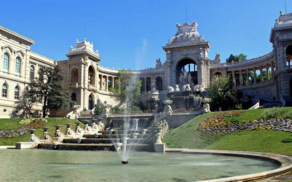 Marseille 4 Zuid Frankrijk Middellandse zee strand vakantie villa palais longchamp.jpg