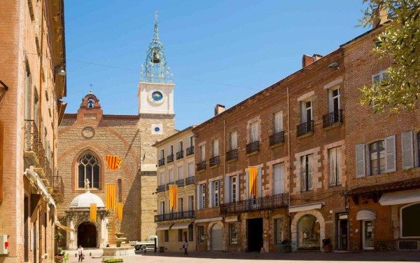 Perpignan 9 Frankrijk Roussillon vakantie occitanie middellandse zee st jean baptiste.jpg