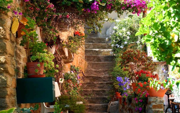 Bormes les mimosas 8 Frankrijk Provence Var riviera toerisme vakantie luxe villa middellandse zee.jp