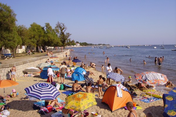 Andernos les bains 10 bassin arcachon oesters strand haven vakantie Frankrijk.jpg