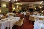 Village de Montmarsis 8 restaurant Gourdon Frankrijk vakantiepark luxe villa zwembad.jpg