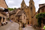 Conques 9 Frankrijk Dordogne midi pyrenees vakantiepark luxe villa uitzicht zwembad huis.jpg
