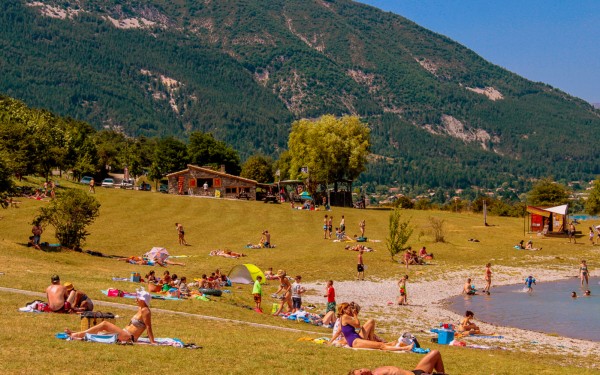 Villa's du Verdon 7 Lac de Castillon Frankrijk Provence Castellane vakantiehuis franse sfeer terras