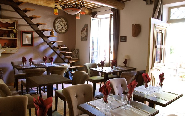 Chateau de Salles restaurant 2 Frankrijk aquitaine kust arcachon vakantiepark luxe villa kinderen la