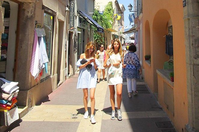 onderdak Rand bedrijf Saint Tropez - Cote d'Azur Zuid Frankrijk - Francecomfort Vakantieparken