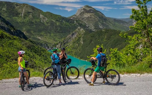 Fietsen Provence 4 lavendel ventoux verdon luberon dorpjes vakantie Frankrijk.jpg