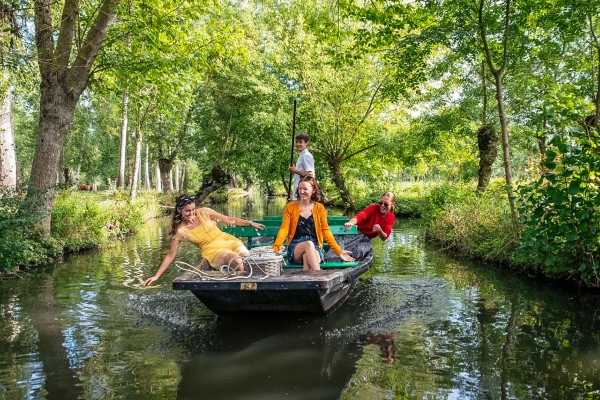 Natuurgebieden 6 Poitou-Charentes varen marais poitevin vakantie Frankrijk.jpg