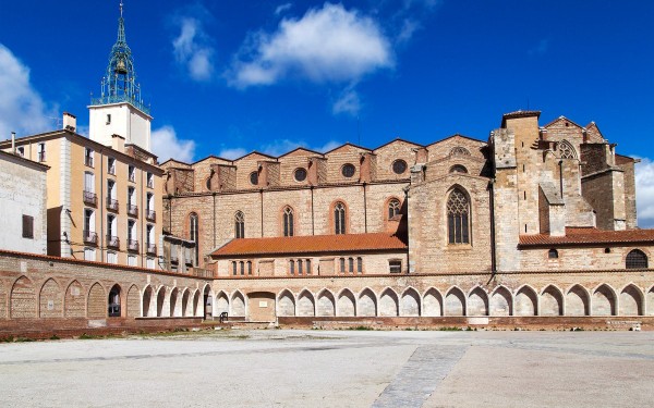 Perpignan 10 Frankrijk Roussillon vakantie occitanie middellandse zee cathedrale.jpg
