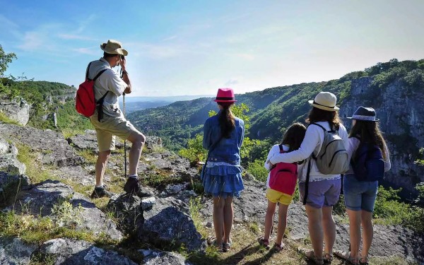 Wandelen Dordogne 9 vakantiehuis Frankrijk kastelen natuur toeristische dorpjes.jpg