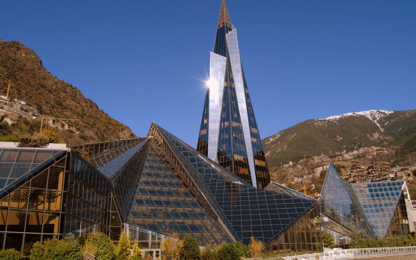 Andorra 6 Caldea wellness vakantiepark luxe villa frankrijk ariege languedoc kerk cultuur franse sfe