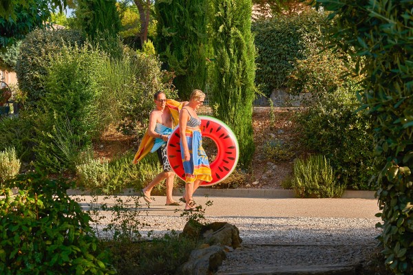 Jardin du Golf Park 17 Villa resort Provence Frankrijk Middellandse zee kust Nans les Pins.jpg