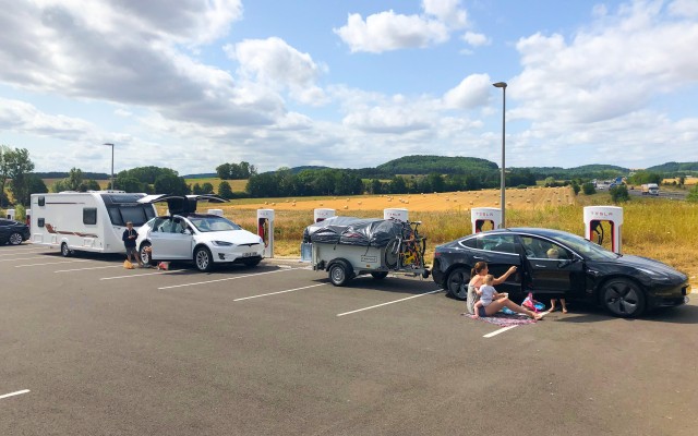 Inzet Gering Schuur Met de elektrische auto op vakantie naar Frankrijk - Francecomfort  Vakantieparken