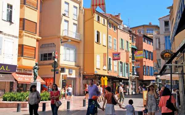 Perpignan 15 Frankrijk Roussillon vakantie occitanie middellandse zee toeristisch.jpg