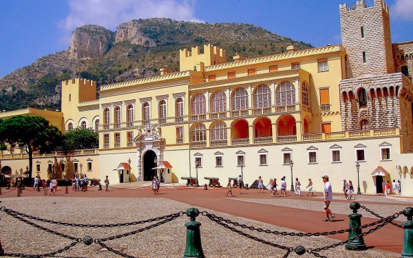 Monaco Frankrijk 5 vakantie luxe villa privezwembad monte carlo haven glamour.jpg