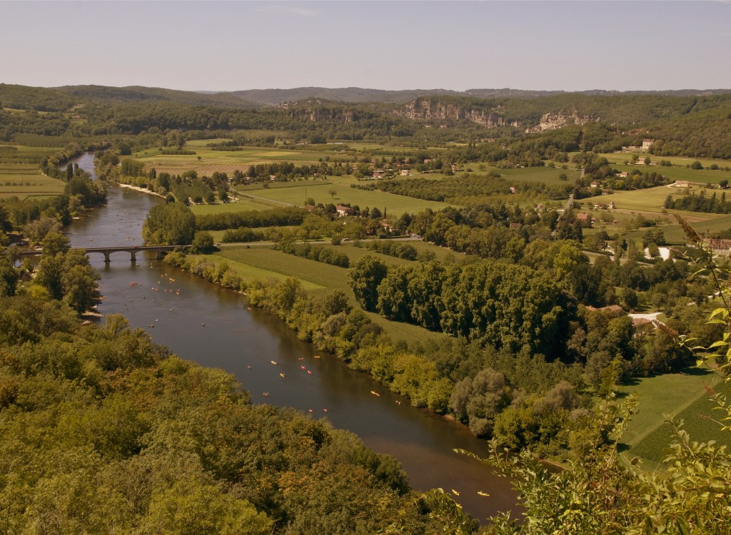Domme 8 Dordogne France vakantiepark wifi animatie zwembad nederlandse receptie toerisme.jpg