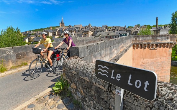 Fietsen Lot 6 Frankrijk Dordogne vallei vakantie gezin luxe villa.jpg