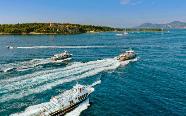 Boottocht St. Tropez 1 veerdienst Cote d Azur Provence Frankrijk vakantie Ste. Maxime St. Raphael Ca