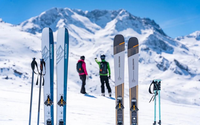 Eerste keer 10 wintersport skien Frankrijk vakantie Portes du Soleil huur of koop kleding skipas.jpg