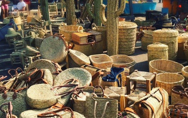 Markt 5 Aquitaine kust chateau de salles vakantiepark residence luxe villa zwembad animatie.JPG