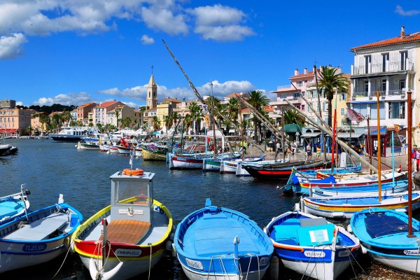 Sanary sur mer 1 Provence zuid Frankrijk vakantie luxe villa toerisme Middellandse zee haven.jpg