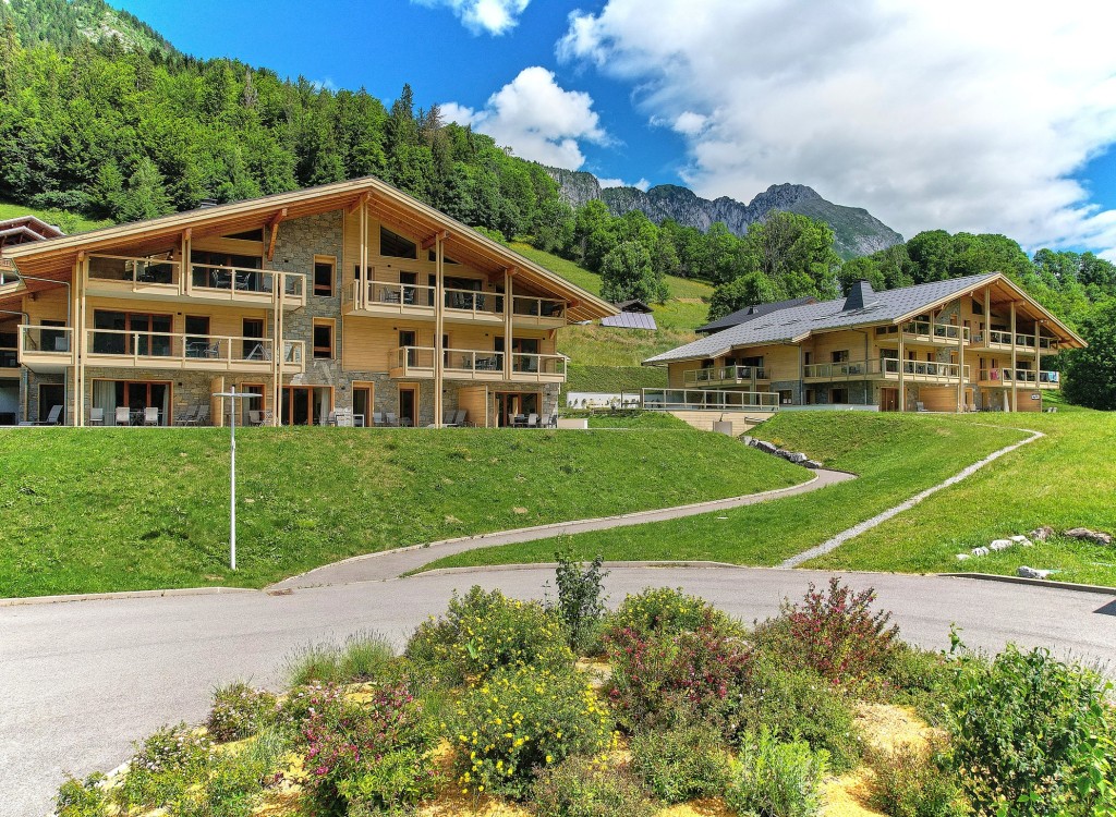 AlpChalets 1 zomer vakantie Frankrijk Alpen Portes du Soleil appartementen zwembad vallei Abondance.