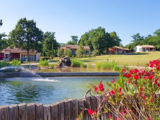 Espinet P6a Quillan  Languedoc vakantiepark Frankrijk vakantiehuis bergen zee animatie kinderen.jpg