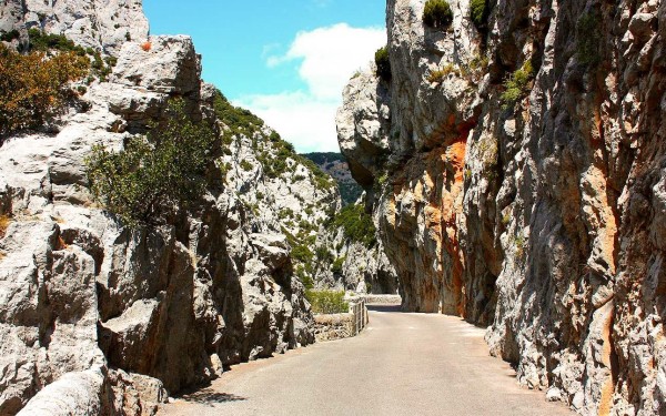 Gorges de galamus 3c Languedoc antoine pelgrimage rots kloof canyoning wandelen toerisme.jpg