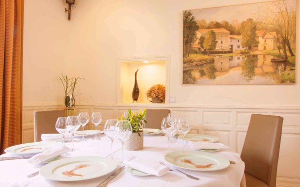 Restaurant DLF 3 Frankrijk poitou charente vendee luxe villa vakantie zwembad wifi.jpg