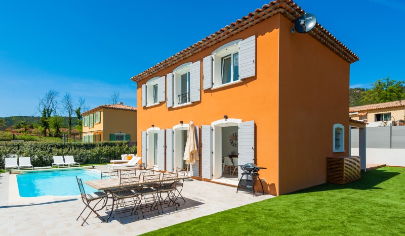 Salernes B2 Frankrijk luxe villa prive zwembad Var Provence vert golf.jpg