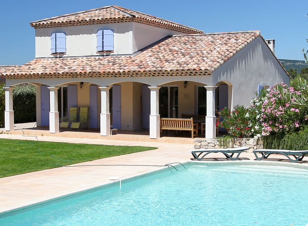 Frankrijk vallee st baume provence luxe villa vakantiehuis zwembad prive golfresort.jpg