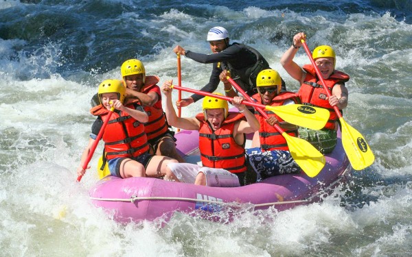 Raften 4 Dranse rivier Frankrijk Geneve Portes du soleil vakantie rafting.jpg
