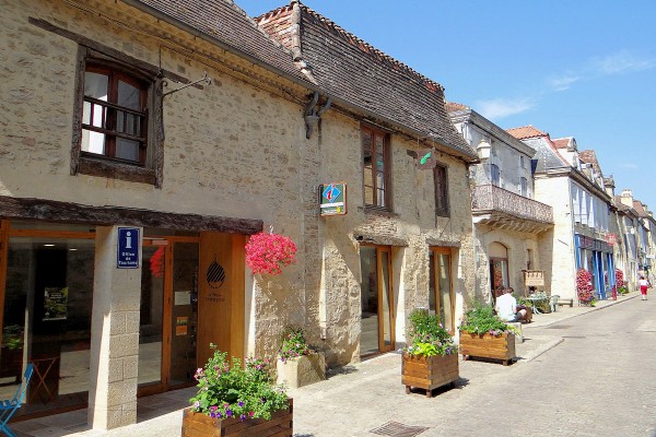 Villefranche 5 Perigord Frankrijk vakantie kastanje Dordogne villa bastide.jpg