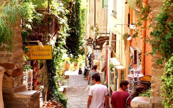 Bormes les mimosas 17 Frankrijk Provence Var riviera toerisme vakantie luxe villa middellandse zee.j