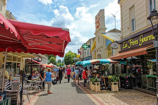 Markten Poitou-Charentes 10 vakantie in luxe villa in Frankrijk.jpg