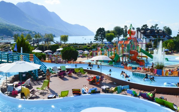 Aquaparc Bouveret 10 waterpark aan meer van Geneve tijdens vakantie in Frankrijk met kinderen.jpg