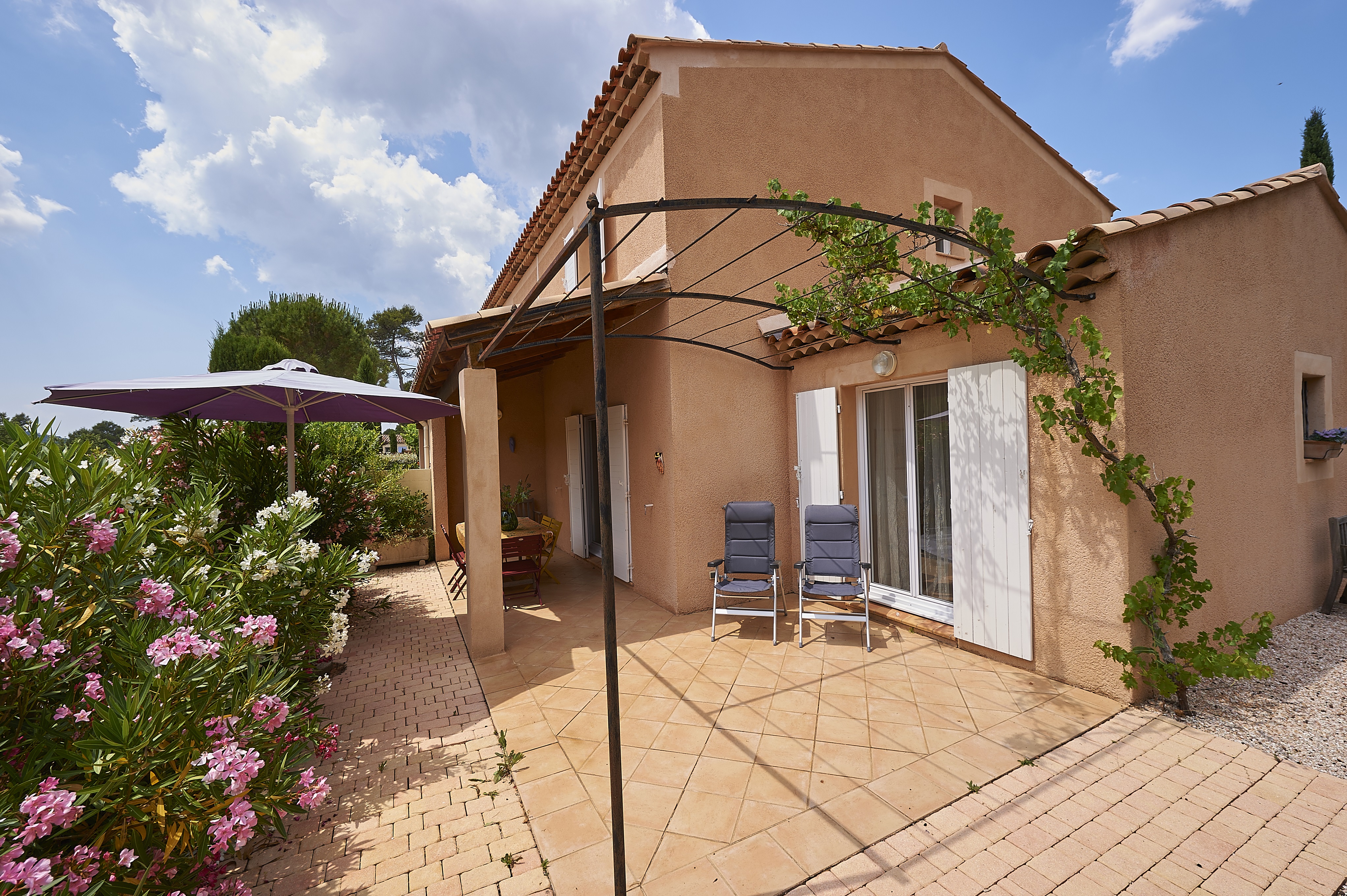 Villa 6 pers. geschakeld in Jardin du golf - Nans les pins, Frankrijk foto 8613635