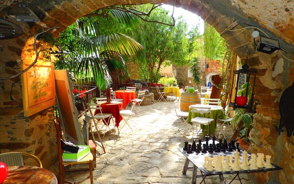 Bormes les mimosas 25 Frankrijk Provence Var riviera toerisme vakantie luxe villa middellandse zee.j